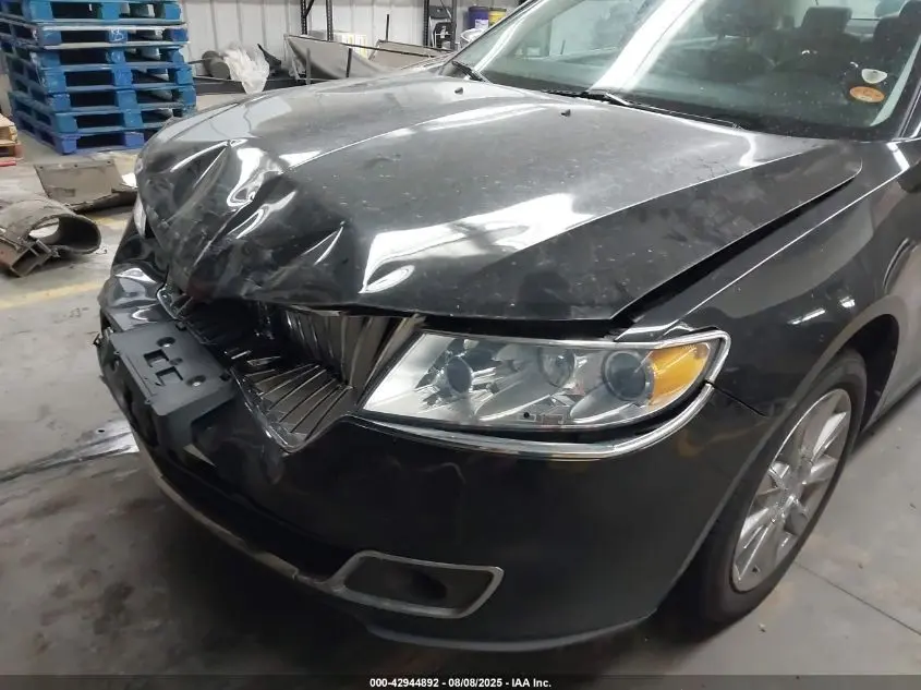2010 LINCOLN MKZ  