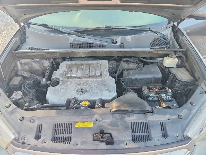 2011 TOYOTA HIGHLANDER LIMITED  