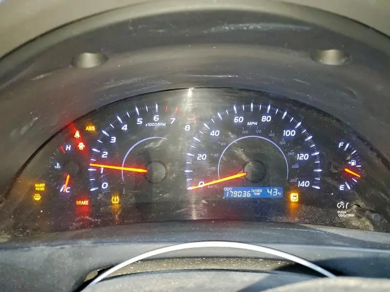 2010 TOYOTA CAMRY BASE  