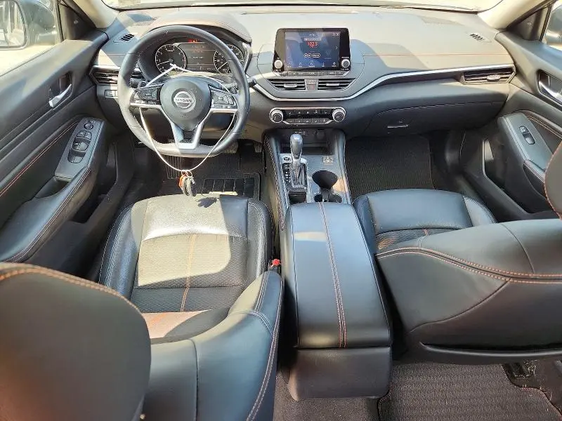 2021 NISSAN ALTIMA SR  