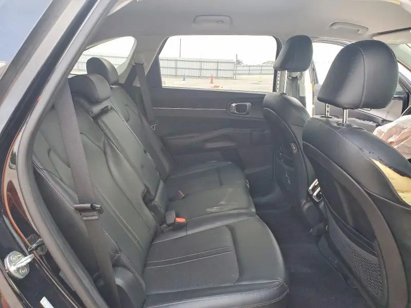 2022 KIA SORENTO S  