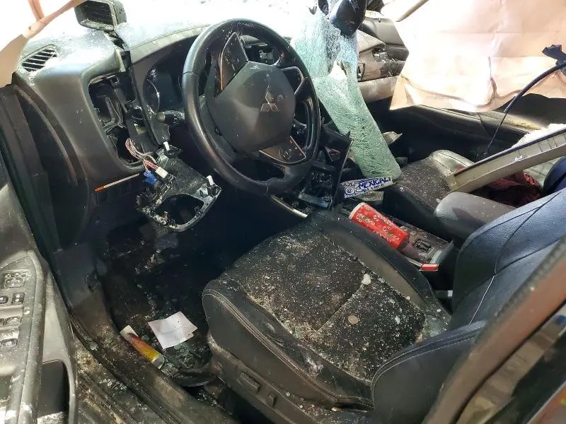 2018 MITSUBISHI OUTLANDER SE  