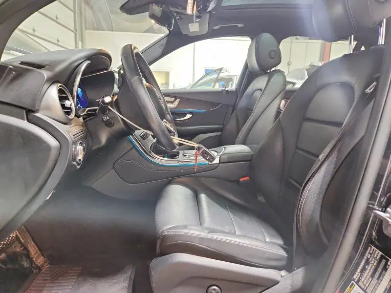 2021 MERCEDES-BENZ GLC 300 4MATIC  