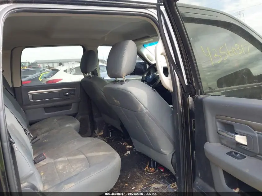 2017 RAM 2500 SLT  4X4 6'4 BOX