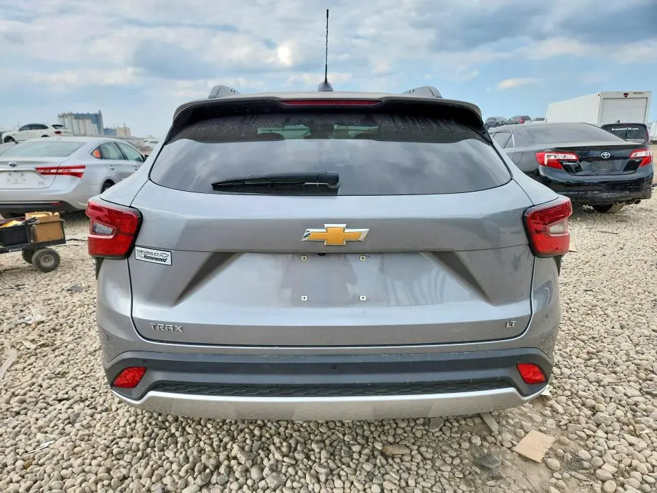 2025 CHEVROLET TRAX 1LT  
