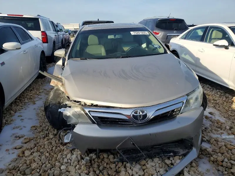 2014 TOYOTA CAMRY   