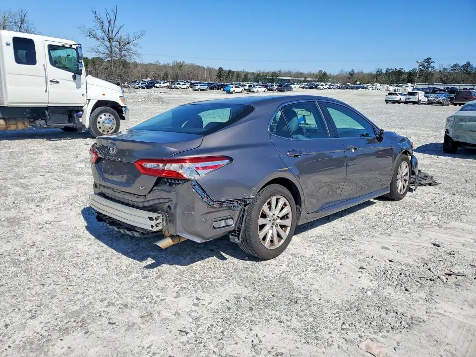 2018 TOYOTA CAMRY LE  