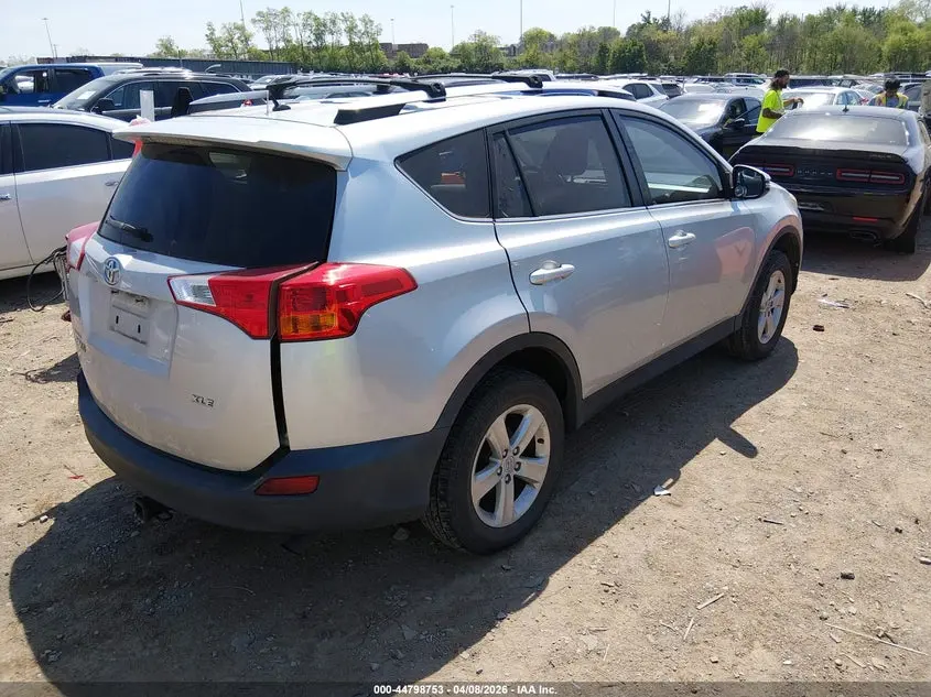 2013 TOYOTA RAV4 XLE