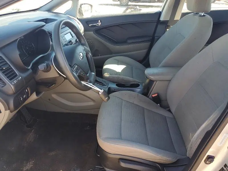 2015 KIA FORTE LX  