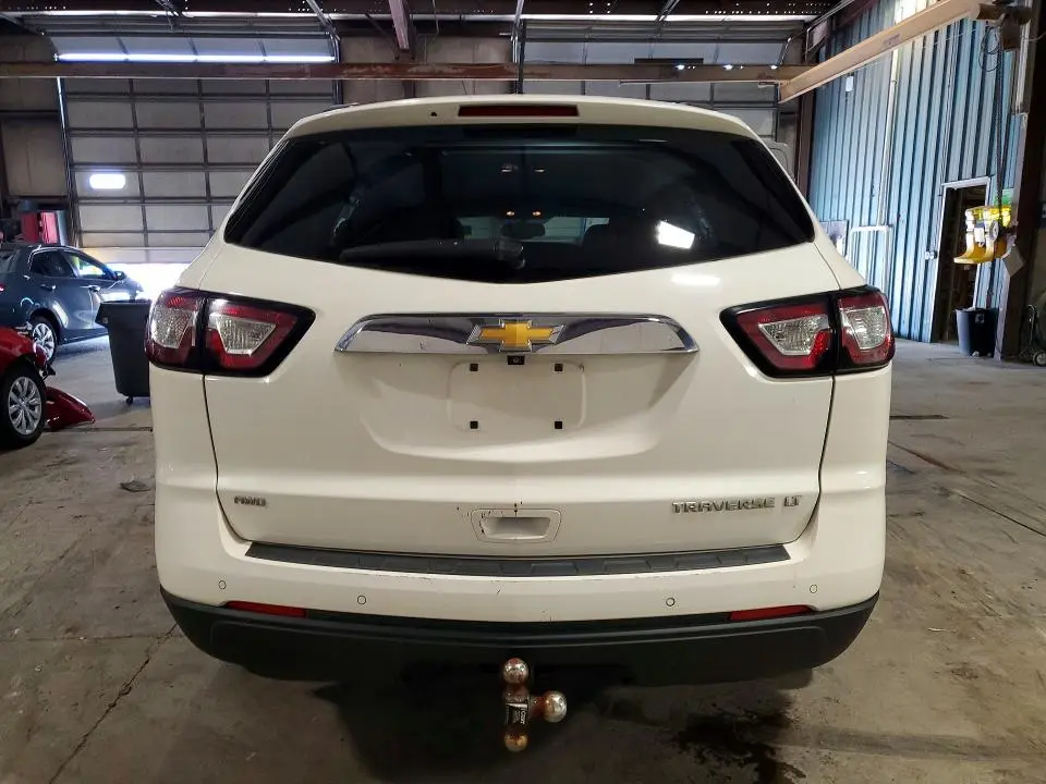 2014 CHEVROLET TRAVERSE LT  