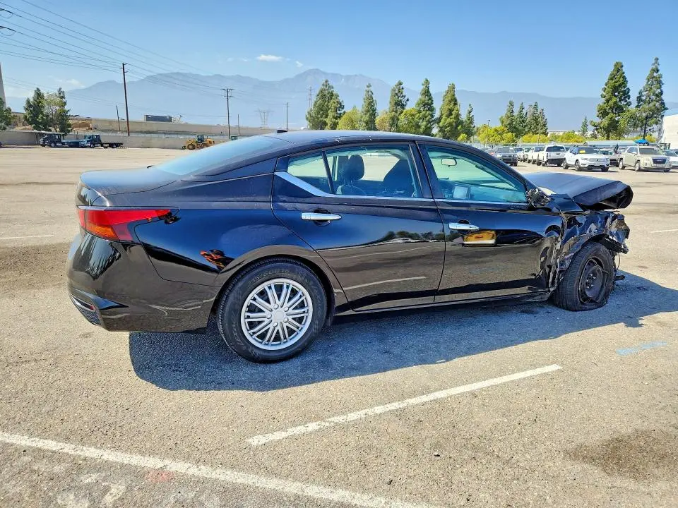 2020 NISSAN ALTIMA S  