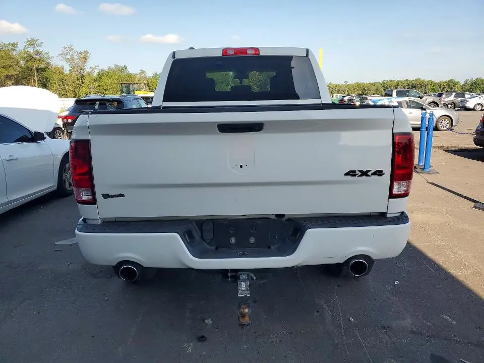 2018 RAM 1500 ST  