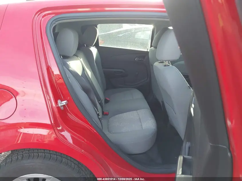 2014 CHEVROLET SONIC LS AUTO