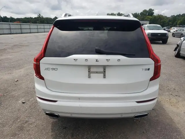 2016 VOLVO XC90 T8  