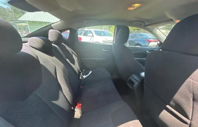 2015 DODGE DART SE  