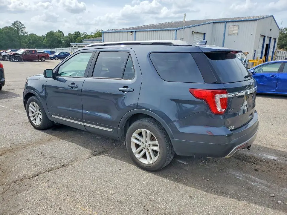 2017 FORD EXPLORER XLT  