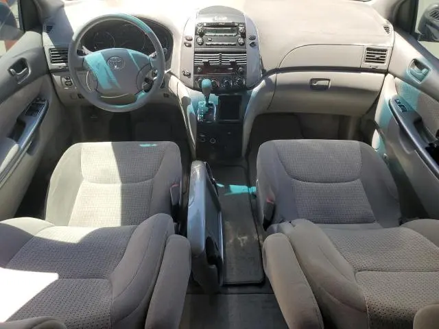 2010 TOYOTA SIENNA CE  