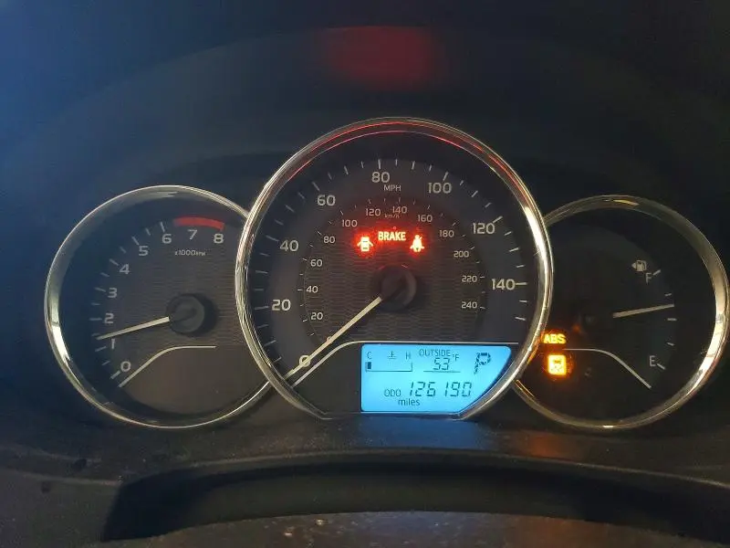 2015 TOYOTA COROLLA LE  