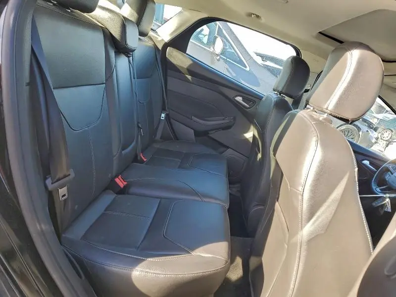 2017 FORD FOCUS TITANIUM  