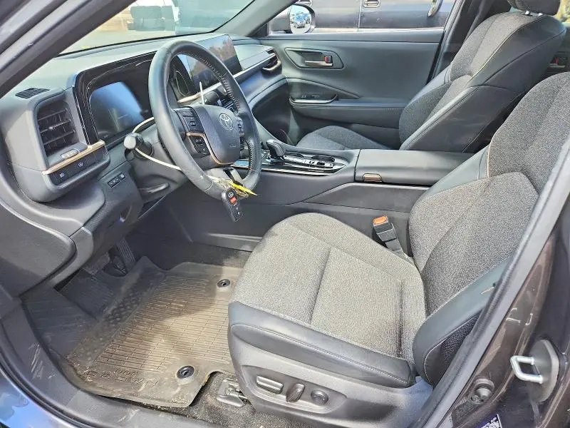 2024 TOYOTA CROWN XLE  