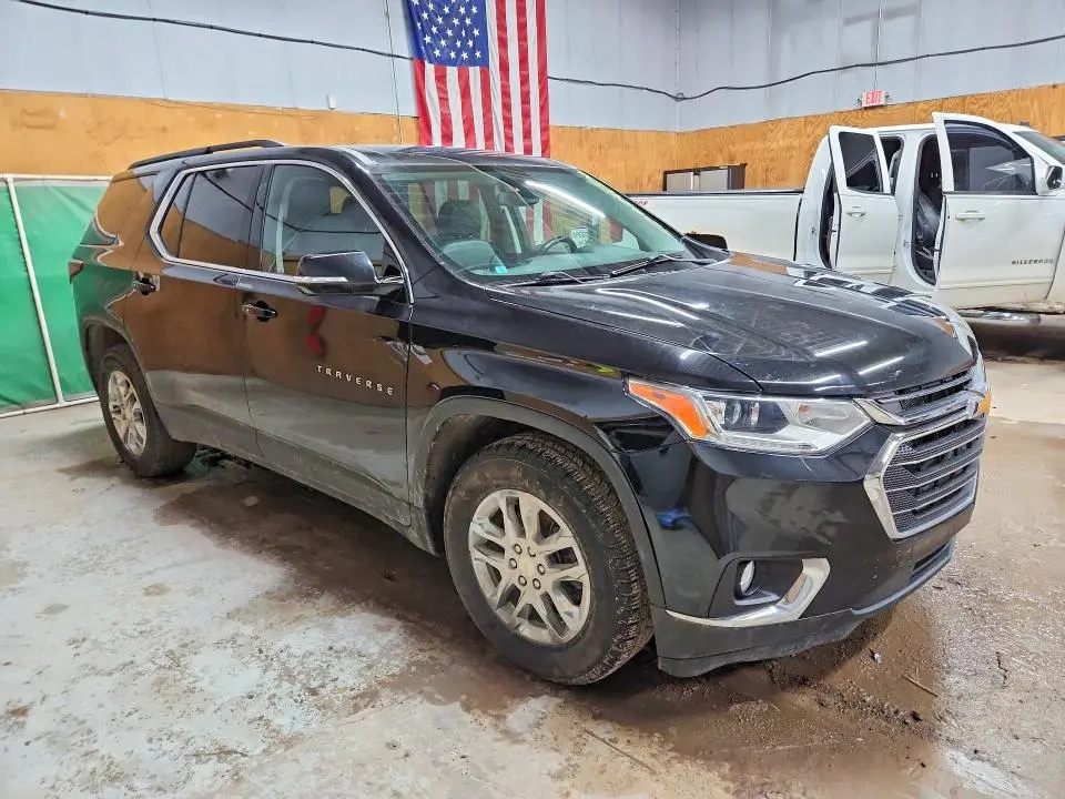 2020 CHEVROLET TRAVERSE LT  