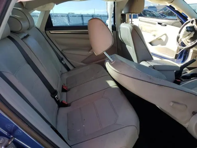 2017 VOLKSWAGEN PASSAT SE  