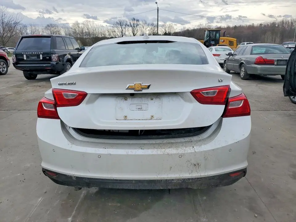 2017 CHEVROLET MALIBU LT  