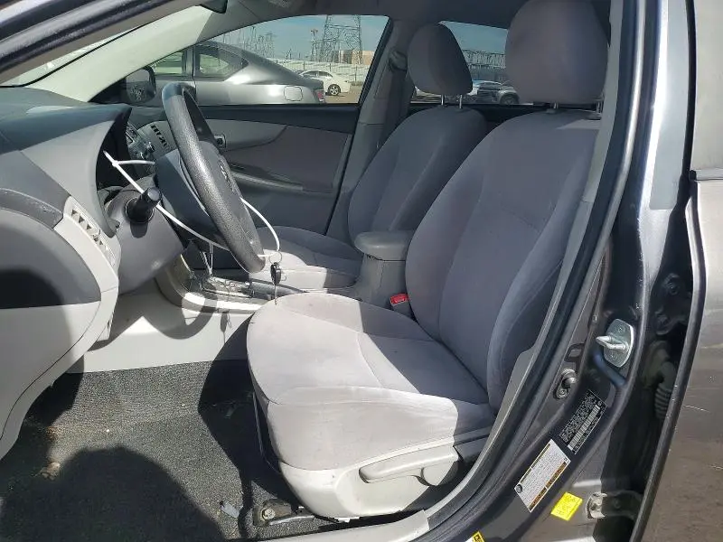 2011 TOYOTA COROLLA BASE  