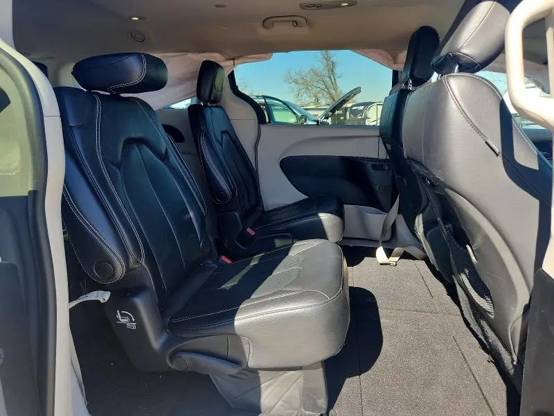 2022 CHRYSLER PACIFICA TOURING L  