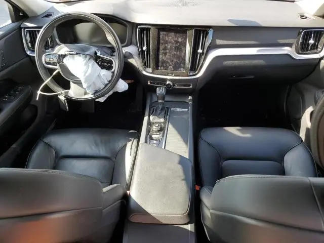 2020 VOLVO S60 T5 MOMENTUM  