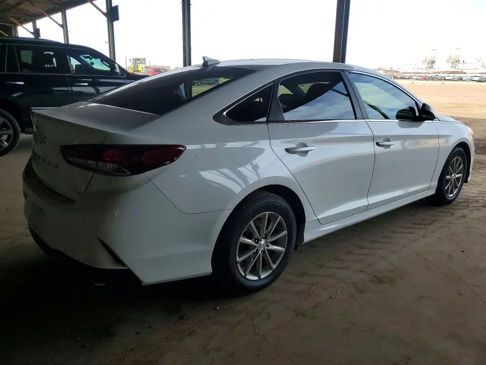 2019 HYUNDAI SONATA SE  