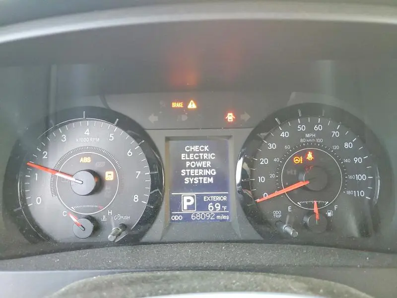 2016 TOYOTA SIENNA LE 8-PASSENGER  