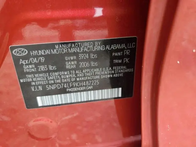 2019 HYUNDAI ELANTRA SE  