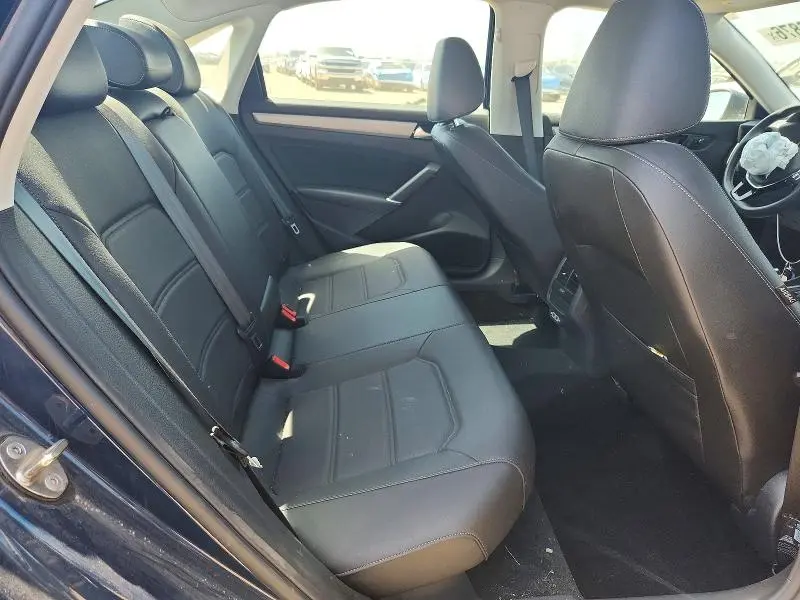 2021 VOLKSWAGEN PASSAT SE  