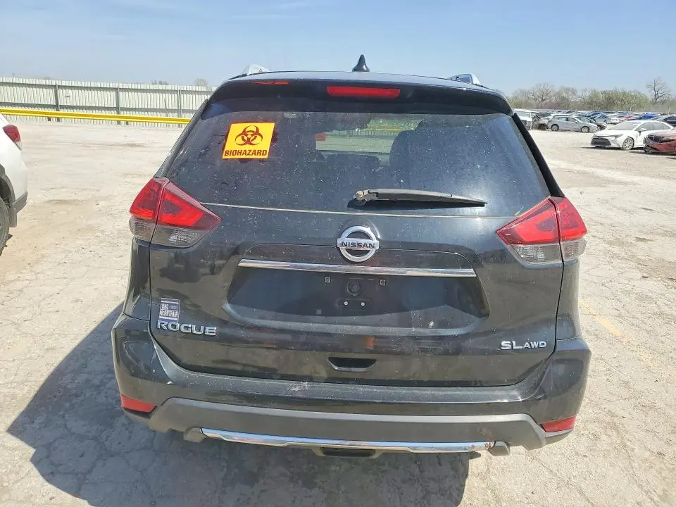 2017 NISSAN ROGUE S  