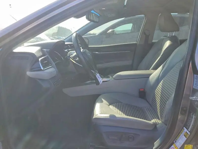 2018 TOYOTA CAMRY   