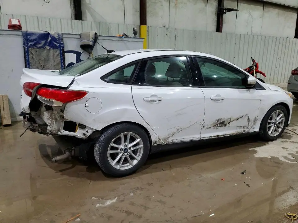 2016 FORD FOCUS SE  