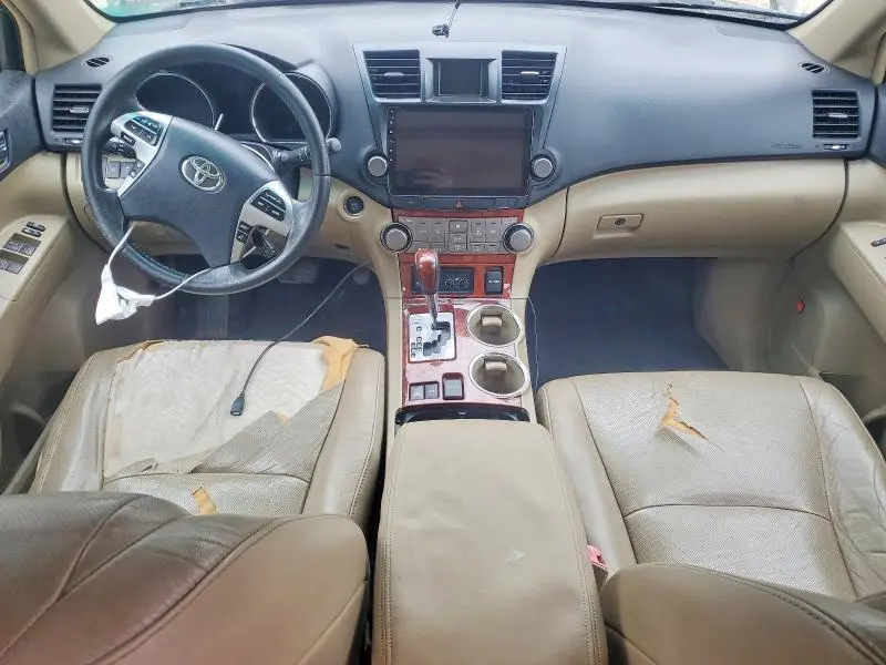 2011 TOYOTA HIGHLANDER LIMITED  