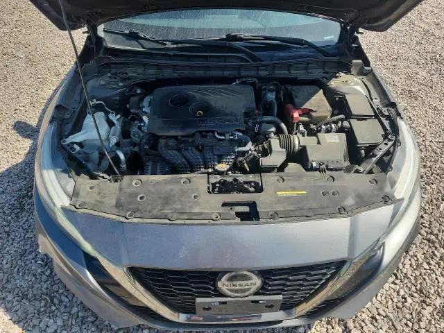 2019 NISSAN ALTIMA SR  