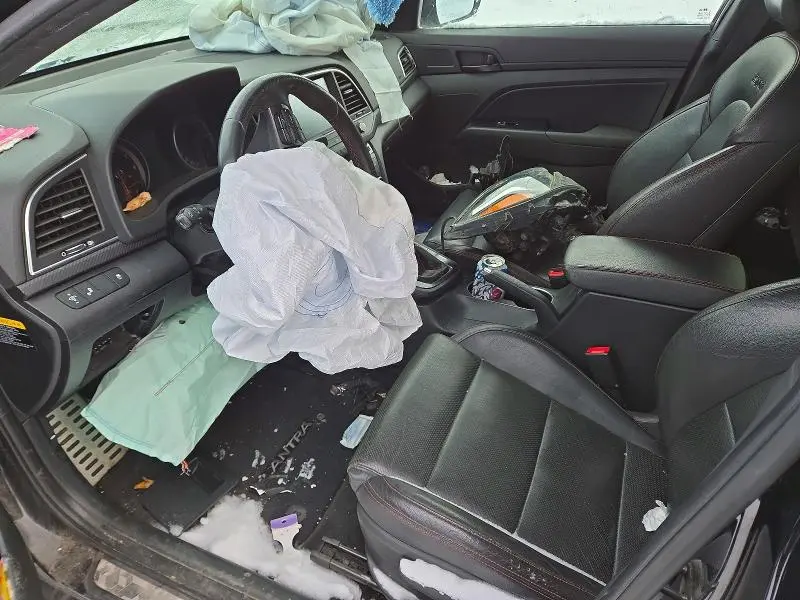 2018 HYUNDAI ELANTRA SPORT  
