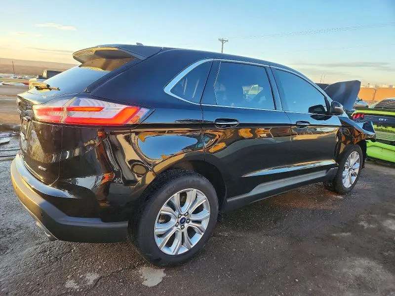 2022 FORD EDGE TITANIUM  
