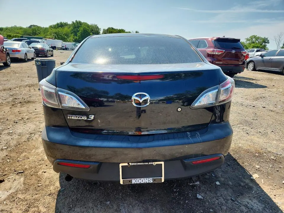 2011 MAZDA 3 I  