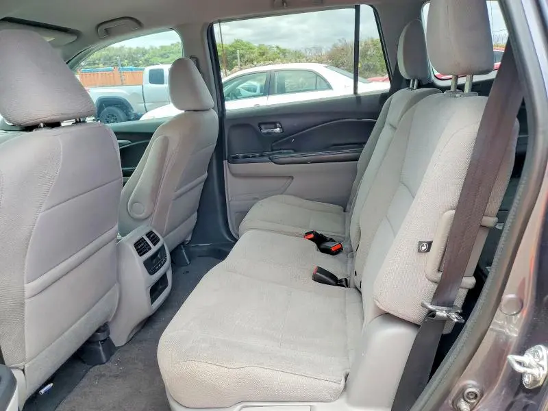 2016 HONDA PILOT EX  