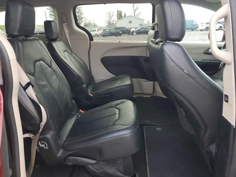 2017 CHRYSLER PACIFICA TOURING L  