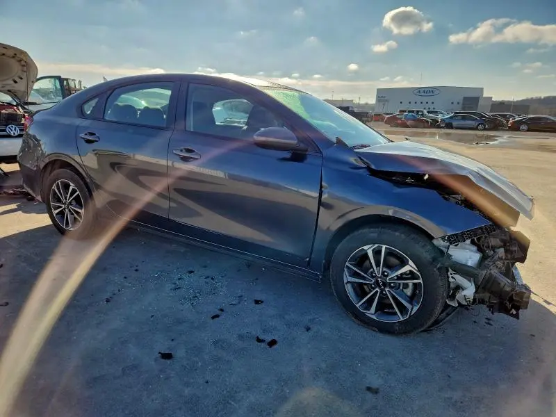2024 KIA FORTE LX  
