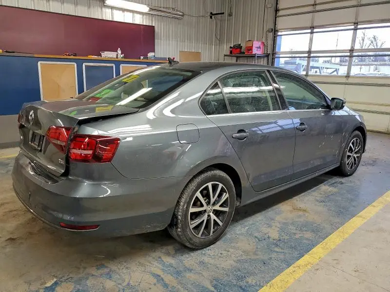 2017 VOLKSWAGEN JETTA SE  