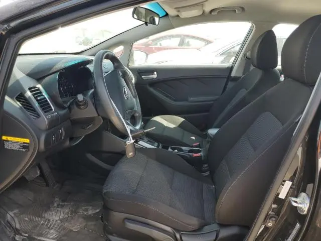 2017 KIA FORTE LX  