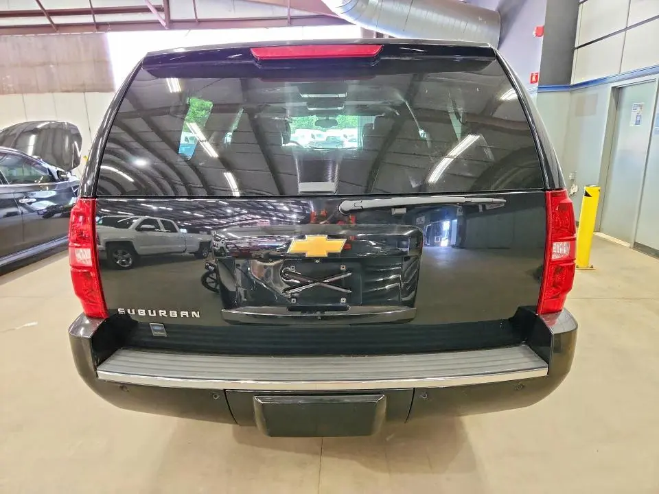 2014 CHEVROLET SUBURBAN C1500 LTZ  