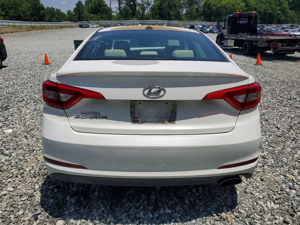 2016 HYUNDAI SONATA SE  