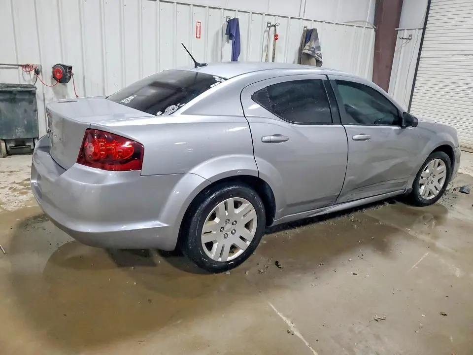 2014 DODGE AVENGER SE  
